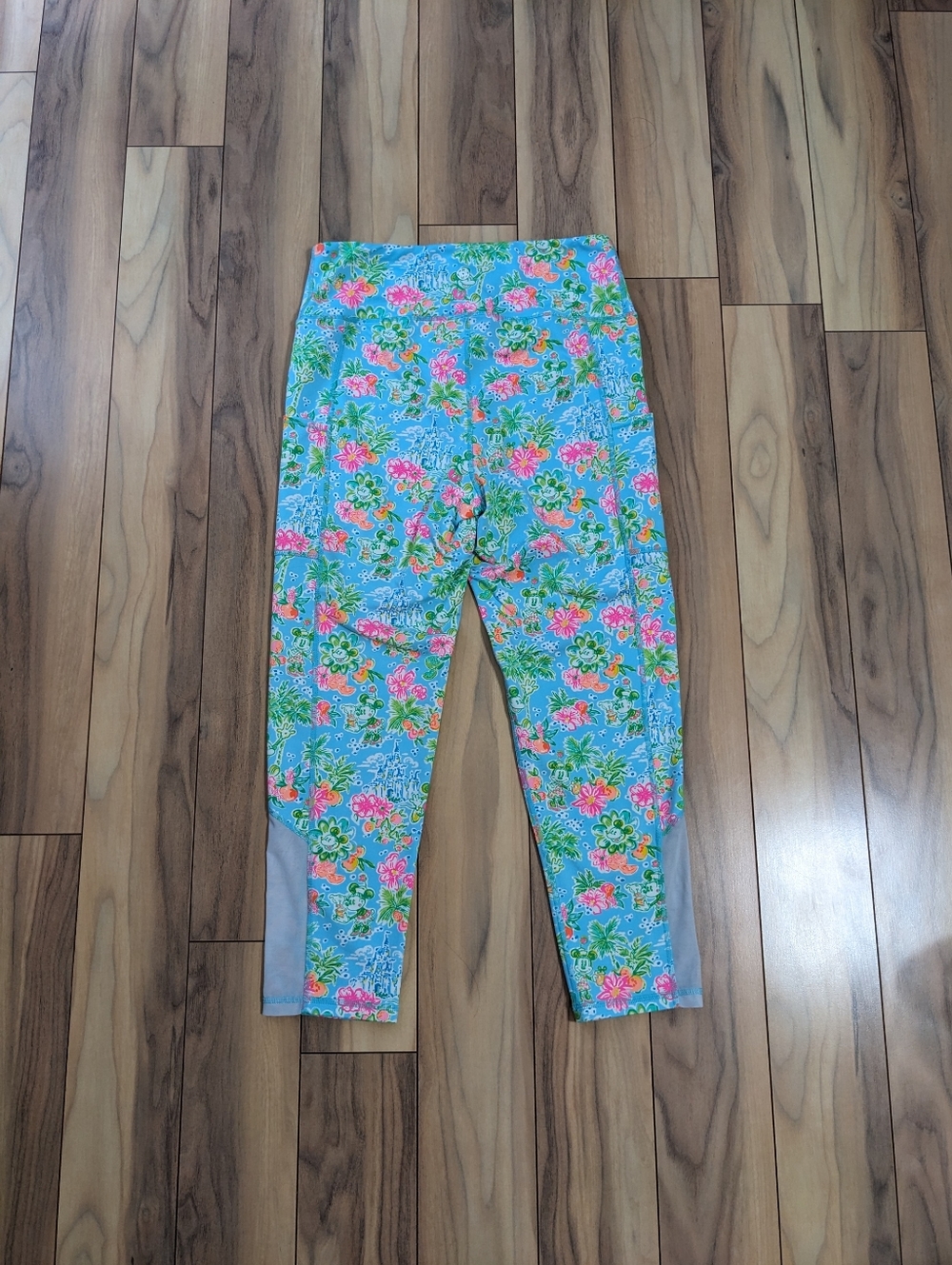 GUC! Lilly Pulitzer X Disney Weekender High Rise Legging Blue Ibiza Size L - Picture 14 of 16
